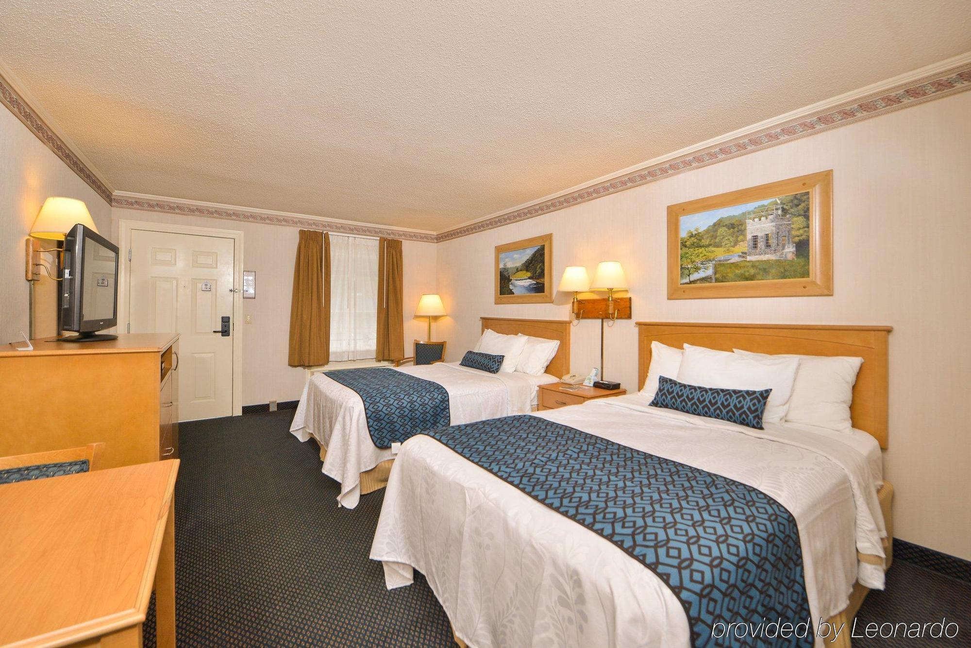 Days Inn By Wyndham Jefferson Экстерьер фото