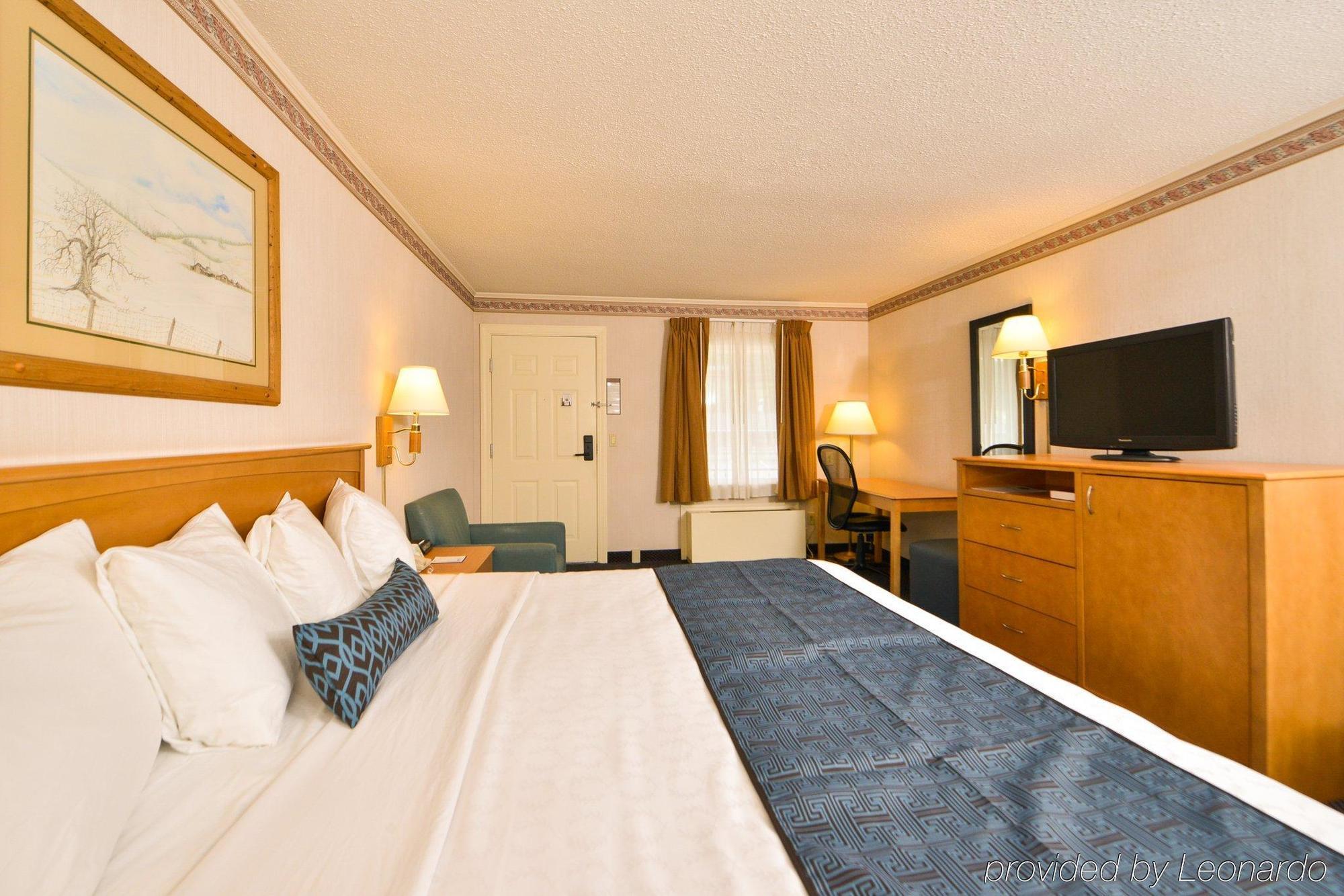 Days Inn By Wyndham Jefferson Экстерьер фото