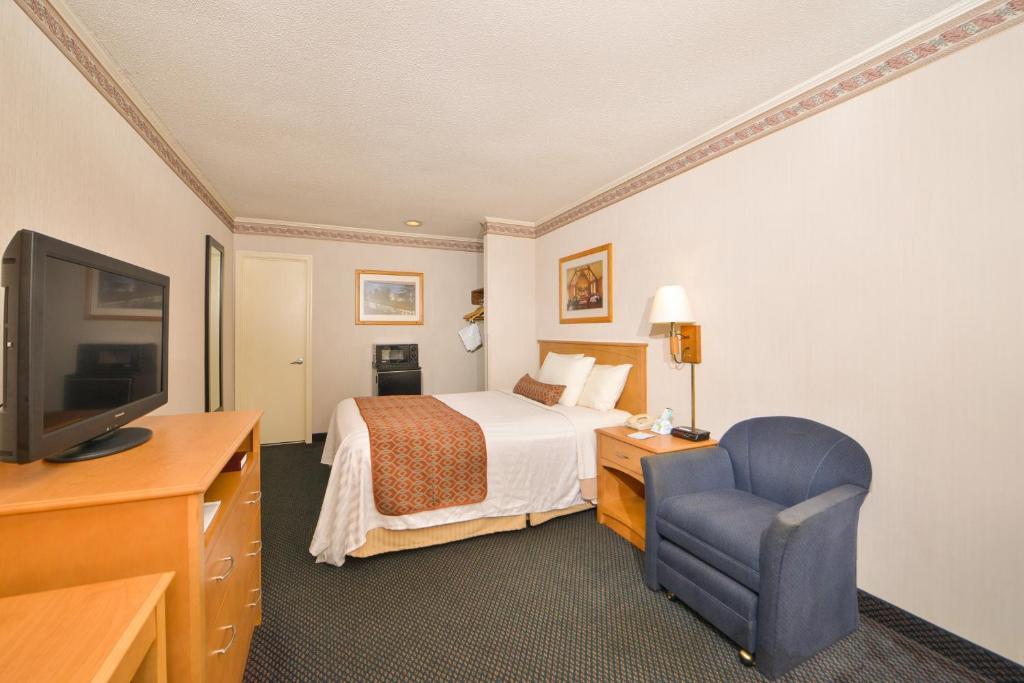 Days Inn By Wyndham Jefferson Экстерьер фото