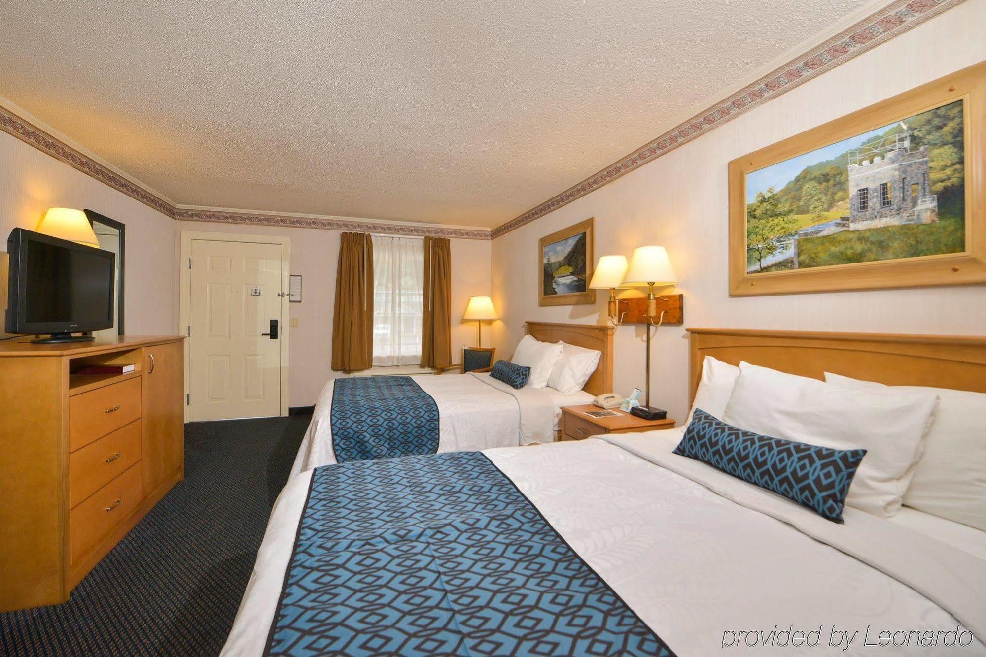 Days Inn By Wyndham Jefferson Экстерьер фото