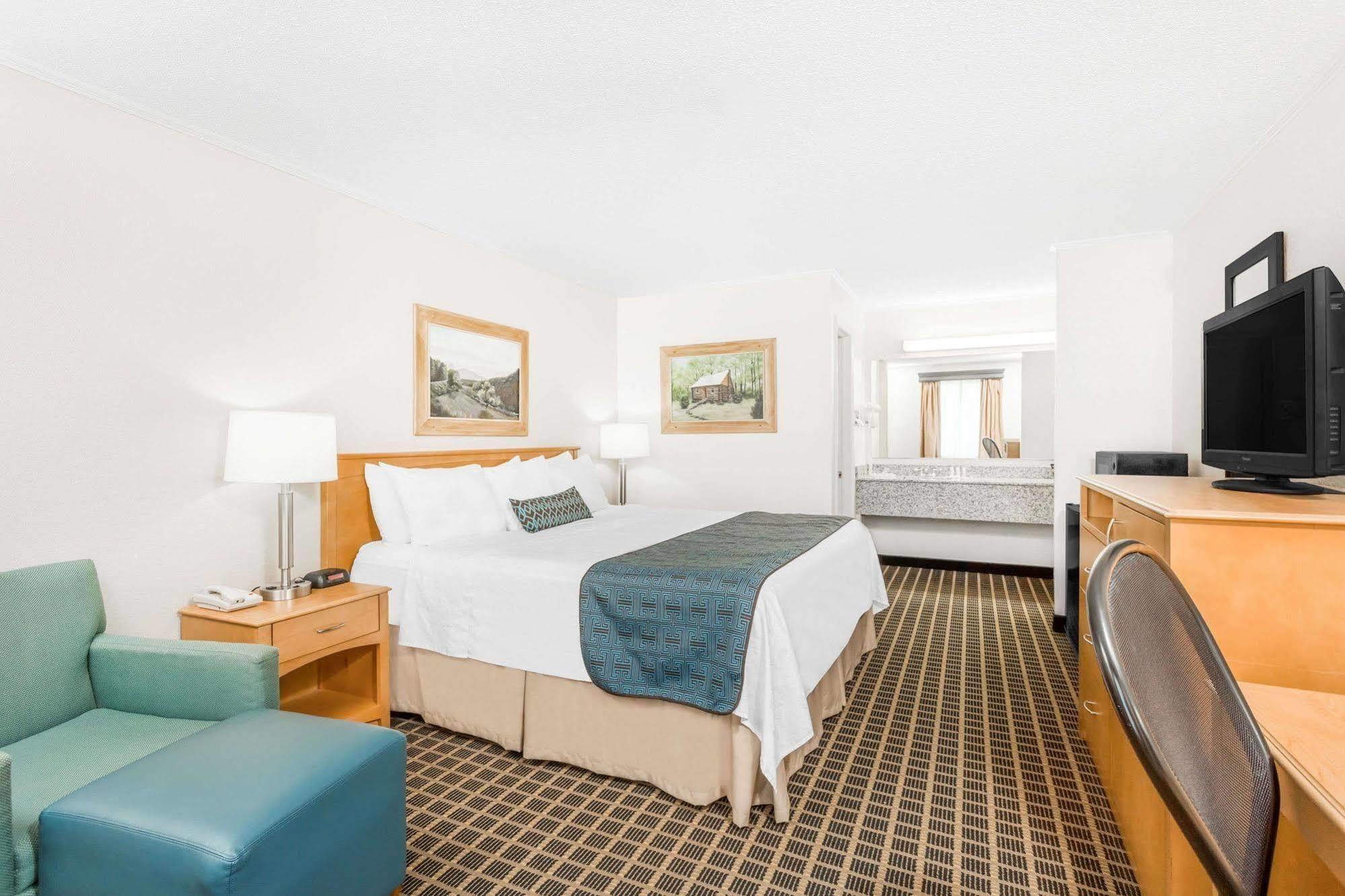Days Inn By Wyndham Jefferson Экстерьер фото